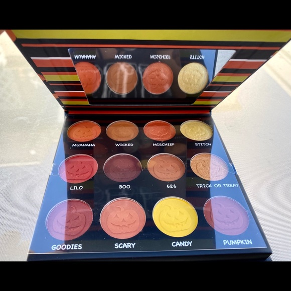 Disney 🎃Eyeshadow Palettes - Picture 5 of 12